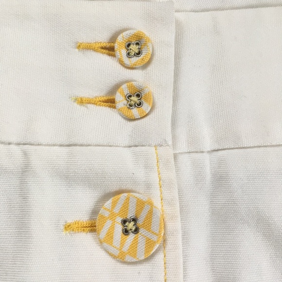 LL Bean White Mini Skirt w/Yellow Stitching Size14 - Picture 2 of 4